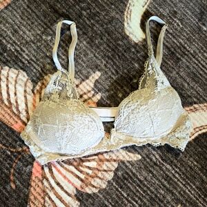 Victoria's Secret Lace Bralette 34b